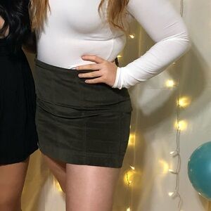 Corduroy Green Mini Skirt (Size 11/30W - Brand: Jolt)